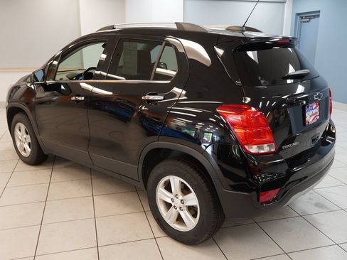Used 2019 Chevrolet Trax LT w/ LT Convenience Package AWD/4WD image 10