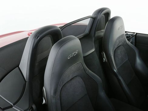 Used 2021 Porsche 718 Boxster GTS image 16