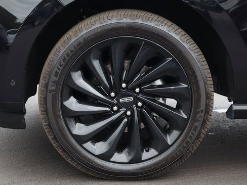 Used 2020 Lincoln Navigator Reserve w/ Equipment Group 208A Reserve AWD/4WD image 36
