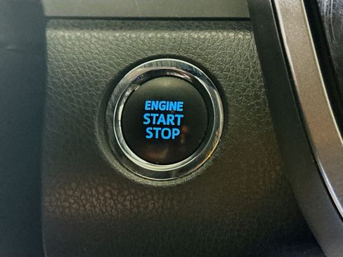 Used 2023 Toyota Camry XSE image 21