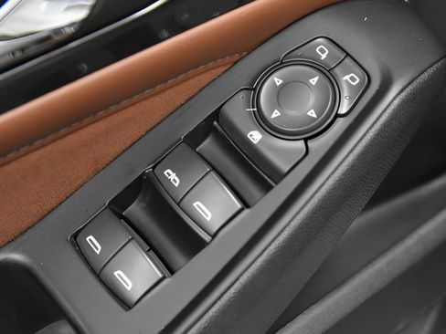 Used 2019 Chevrolet Traverse High Country w/ LPO, Cargo Package image 17