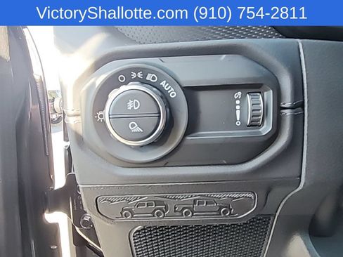 Used 2026 Jeep Gladiator Rubicon w/ Steel Power Dome Hood Package AWD/4WD image 37