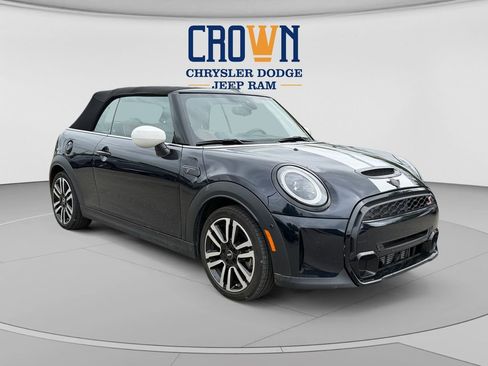 Used 2024 MINI Cooper S FWD image 1