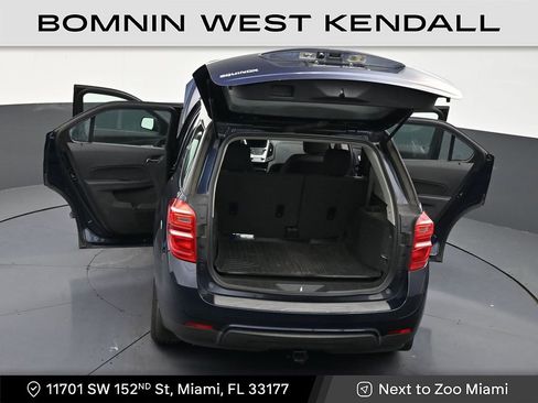 Used 2017 Chevrolet Equinox LS image 32