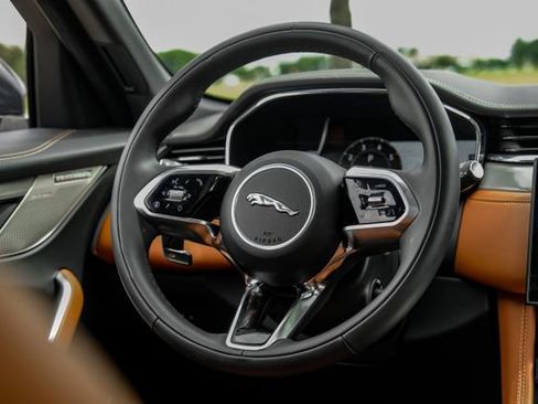 Used 2026 Jaguar F-PACE R-Dynamic S AWD/4WD image 20