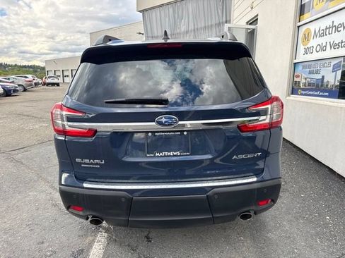 Certified 2023 Subaru Ascent Premium w/ Convenience Package AWD/4WD image 4