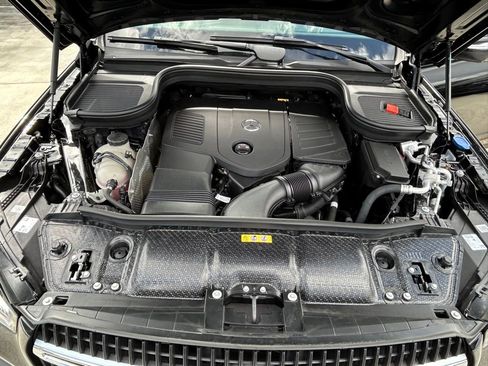 Used 2025 Mercedes-Benz GLE 450e 4MATIC image 13