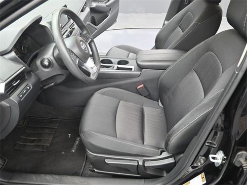 Used 2022 Nissan Altima 2.5 S w/ Driver Assist Package image 11