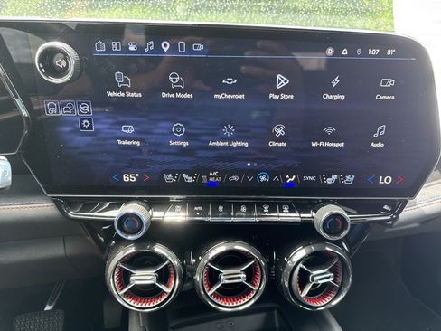 Used 2026 Chevrolet Blazer EV RS FWD image 19