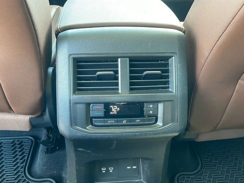 Used 2021 Volkswagen Atlas SEL image 27