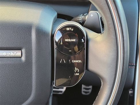 Used 2020 Land Rover Discovery Sport SE R-Dynamic image 27