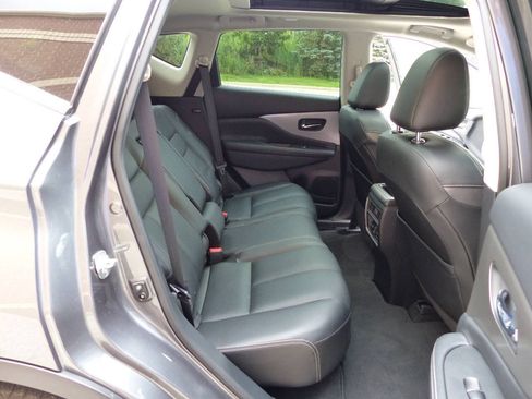 Used 2020 Nissan Murano SL w/ Moonroof Package FWD image 46