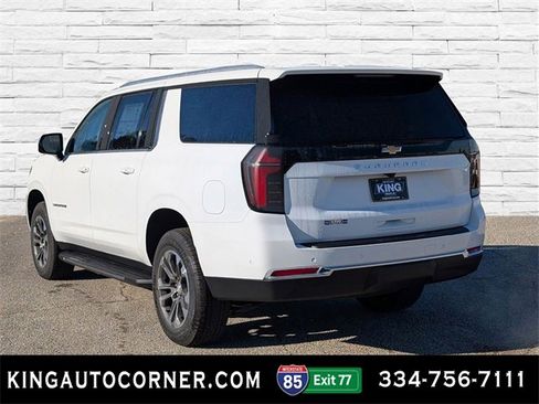 New 2026 Chevrolet Suburban LS image 7