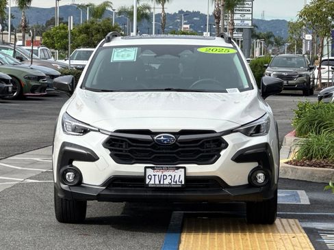 Certified 2025 Subaru Crosstrek 2.5i Limited w/ Crosstrek Mirror Package image 11