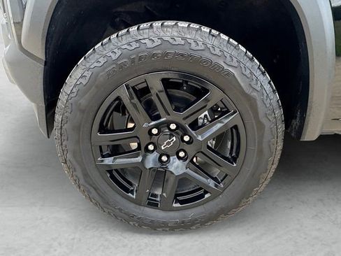 Certified 2025 Chevrolet Colorado Trail Boss AWD/4WD image 19