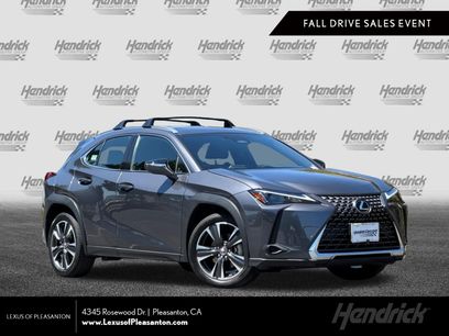 Certified 2025 Lexus UX 300h FWD w/ Accessory Package (Z2)