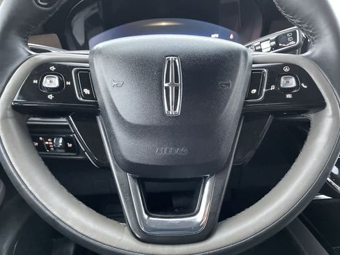 Used 2023 Lincoln Corsair Reserve w/ Equipment Group 201A image 10