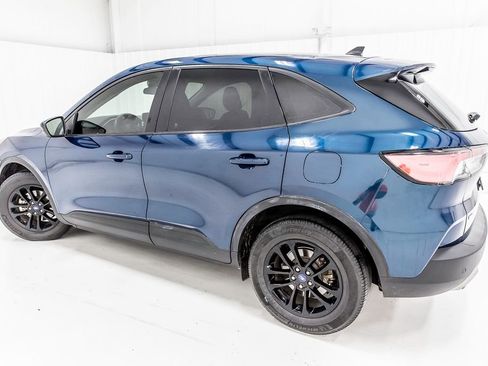 Used 2020 Ford Escape SE Sport image 4