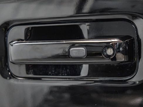 Used 2018 Ford F150 Raptor w/ Equipment Group 802A Luxury image 43