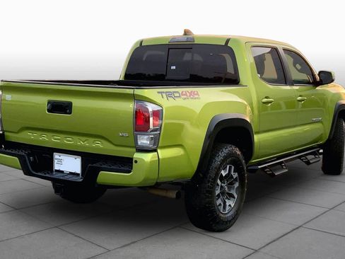 Used 2023 Toyota Tacoma TRD Off-Road w/ Advanced Technology Package AWD/4WD image 13