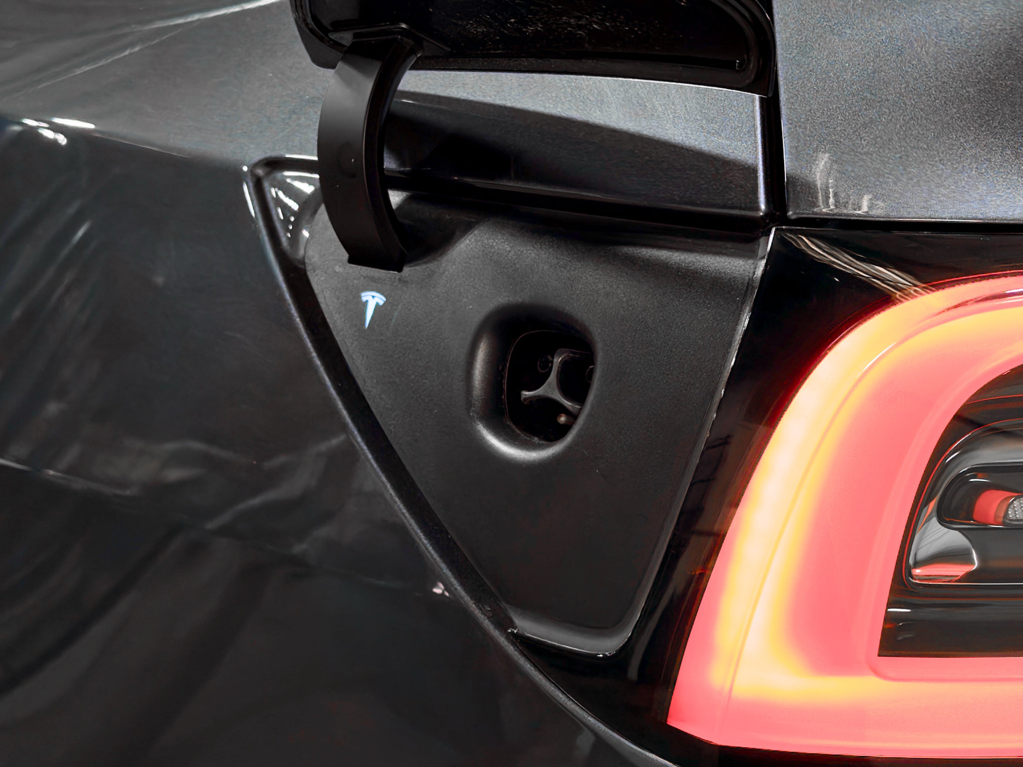 Used 2023 Tesla Model Y Long Range AWD/4WD image 5