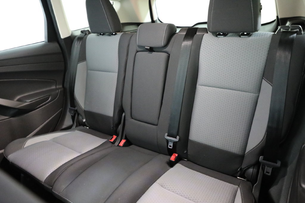 Used 2018 Ford Escape SE w/ SE Sync 3 Package AWD/4WD image 11