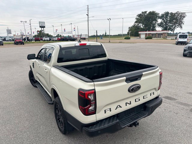 Used 2025 Ford Ranger Lariat w/ Black Appearance Package RWD image 25