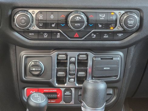 New 2025 Jeep Wrangler Willys image 30