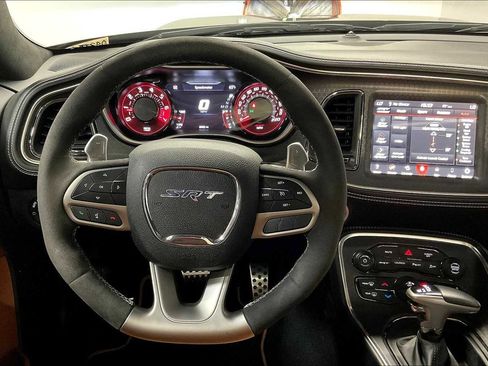 Used 2023 Dodge Challenger SRT Hellcat image 8