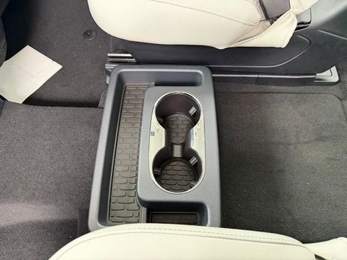 New 2026 Lincoln Aviator AWD image 15