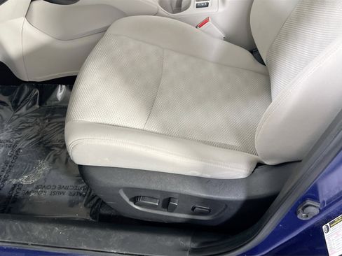 Used 2021 Nissan Rogue Sport SV AWD/4WD image 18