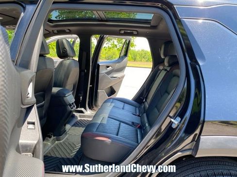 Used 2025 Chevrolet Equinox RS w/ Safety and Technology Package AWD/4WD image 40