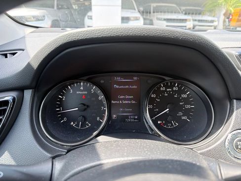 Used 2017 Nissan Rogue Sport SV AWD/4WD image 9