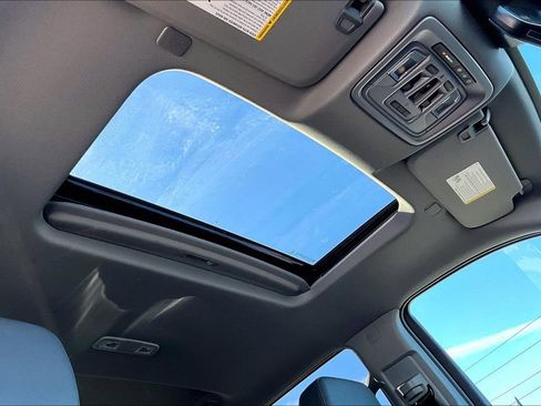 New 2026 Chevrolet Silverado 3500 LTZ w/ LTZ Texas Edition image 16