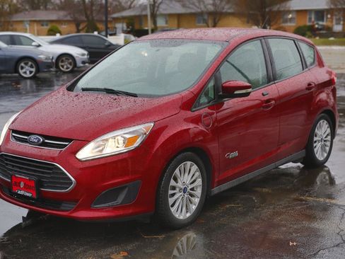 Used 2017 Ford C-MAX Energi SE w/ Equipment Group 402A image 3