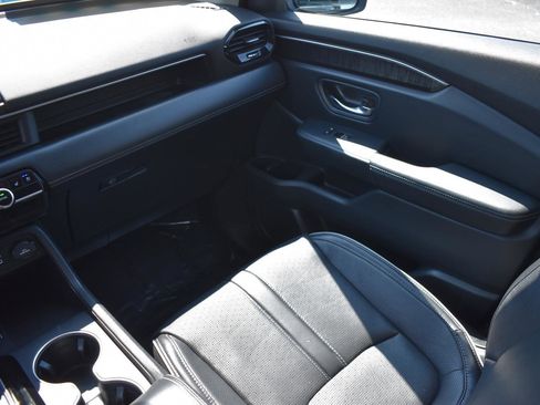 Used 2023 Honda Pilot Elite image 22