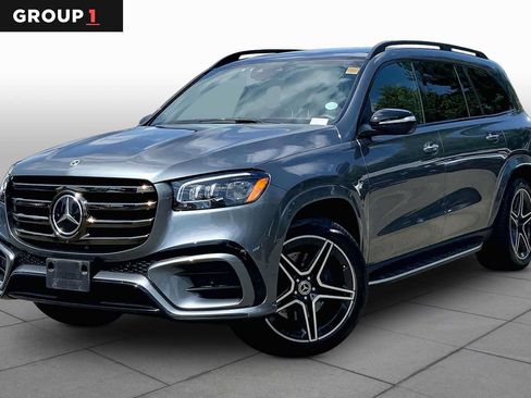Used 2025 Mercedes-Benz GLS 450 4MATIC image 1