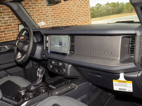 New 2025 Ford Bronco Big Bend AWD/4WD image 23