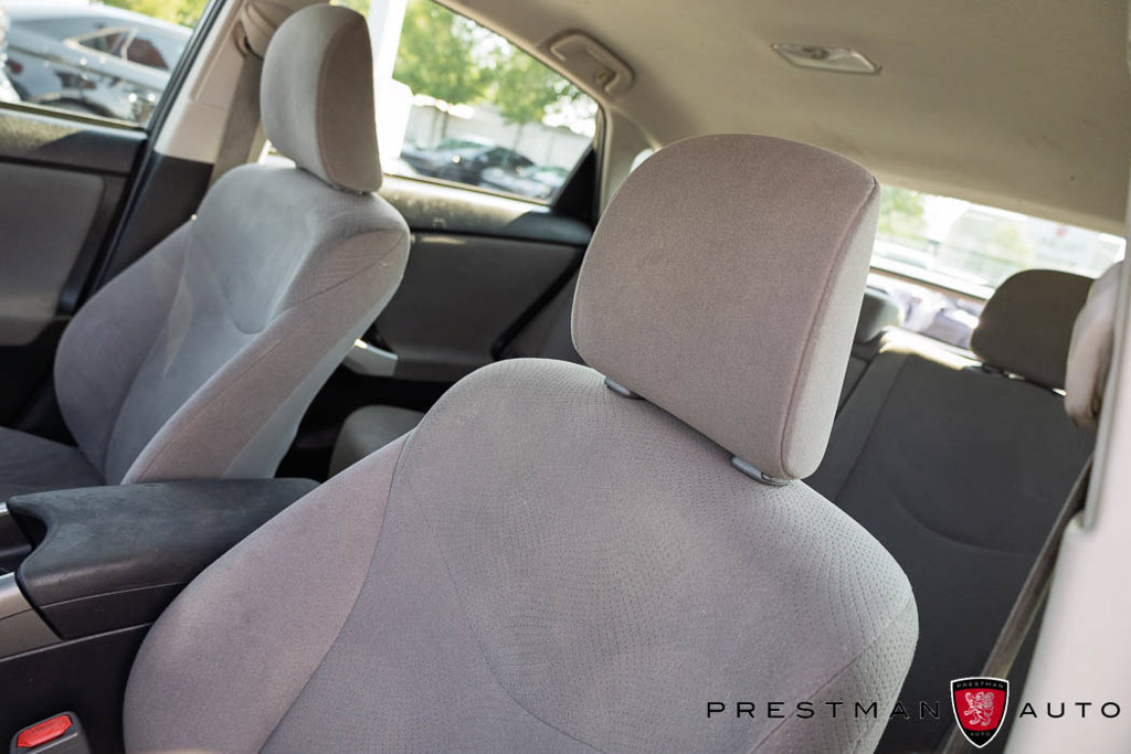 Used 2015 Toyota Prius Two FWD image 21