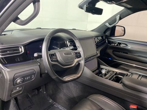 Used 2023 Jeep Grand Wagoneer Series II w/ Quick Order Packagew 28T AWD/4WD image 11
