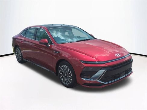 New 2026 Hyundai Sonata SEL FWD image 2