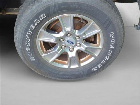 Used 2016 Ford F150 XLT w/ Equipment Group 301A Mid AWD/4WD image 8