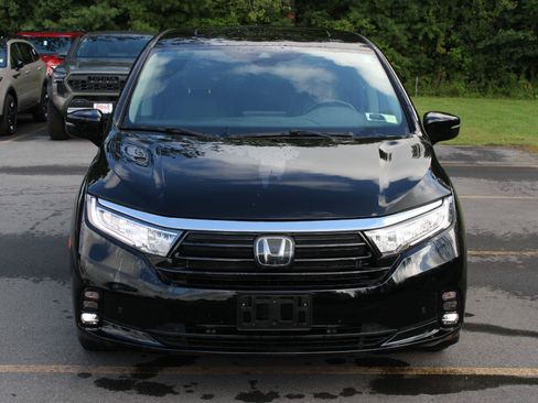 Used 2024 Honda Odyssey Elite image 2