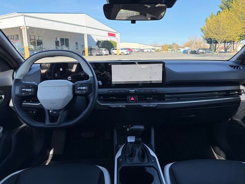 New 2026 Kia K4 GT-Line FWD image 22