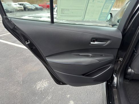 Used 2022 Toyota Corolla SE image 23