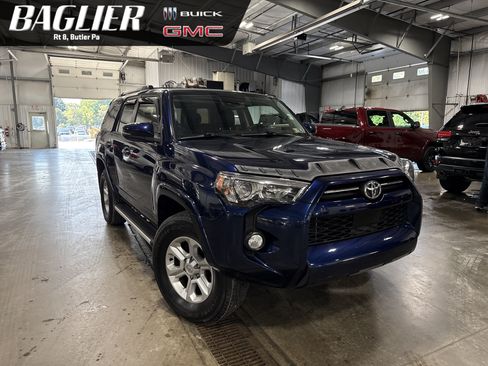 Used 2020 Toyota 4Runner SR5 Premium w/ Moonroof Package AWD/4WD image 1