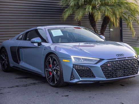 Used 2023 Audi R8 V10 performance image 6