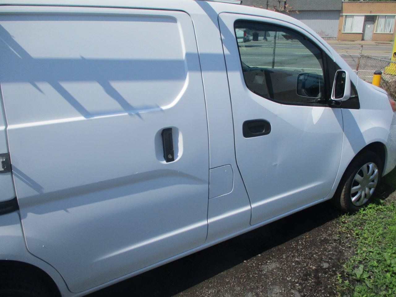 Used 2018 Nissan NV200 SV w/ Navigation Package FWD image 3