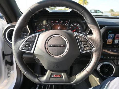 Used 2016 Chevrolet Camaro SS image 15