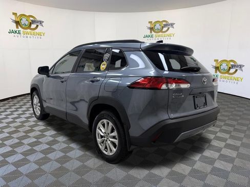 Used 2025 Toyota Corolla Cross LE FWD image 22